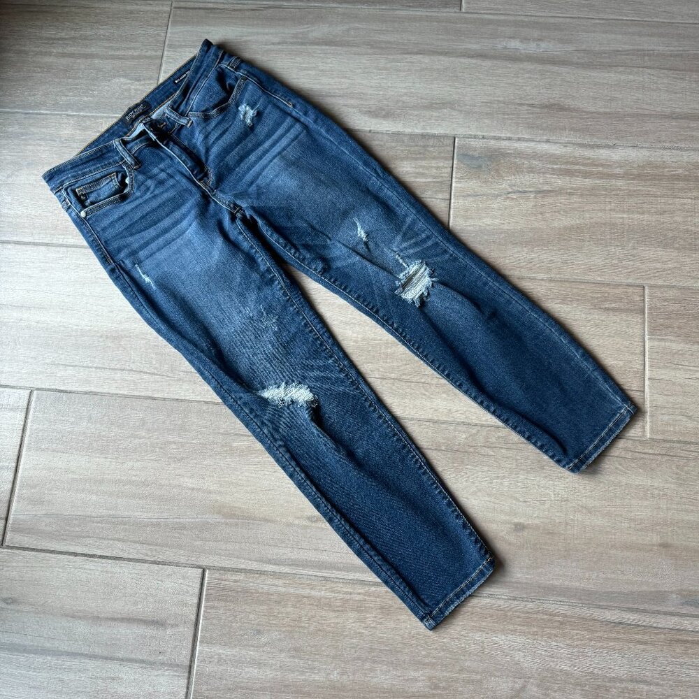 Judy Blue Relaxed Fit Distressed Denim Jeans - Women's 9/29